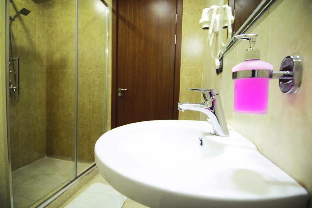 Green Queen Hotel Tbilisi Exterior foto